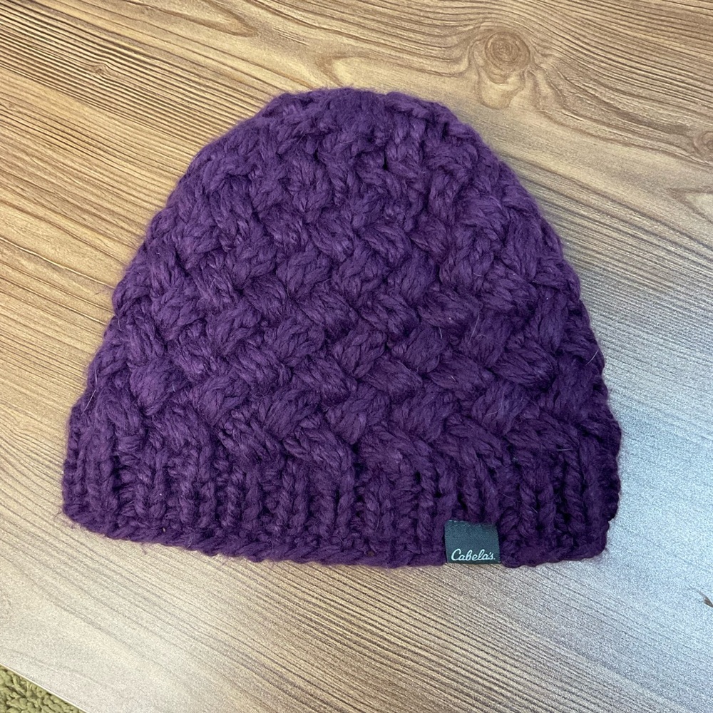 Cabela’s Purple Chunky Knit Beanie Fleece Lined Winter Hat plum